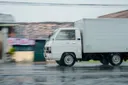 ライトバンのトラックのイメージ写真
